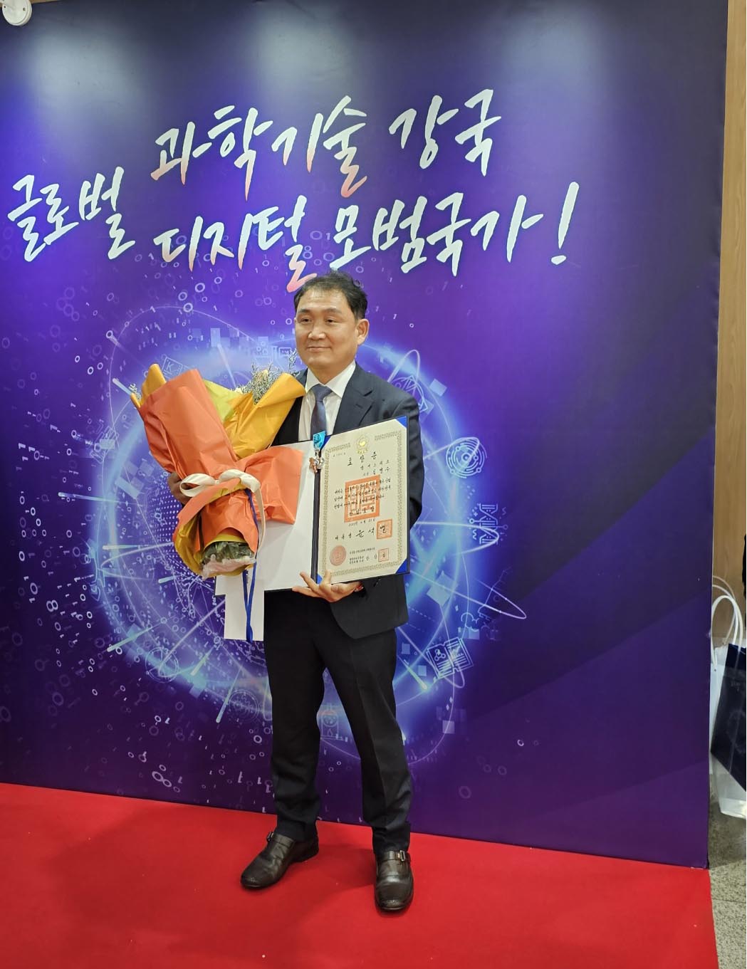 KakaoTalk_20230421_155735634_01.jpg